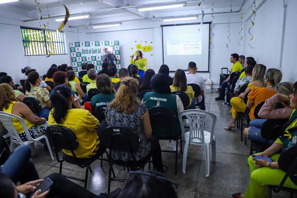 Servidores da Semsa/Manaus discutem saúde mental e prevenção ao suicídio 2 Servidores da SemsaManaus discutem saude mental e prevencao ao suicidio 2