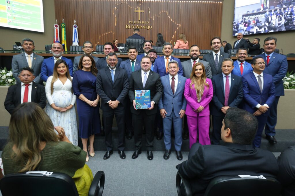 Na abertura dos trabalhos legislativos, Wilson Lima ressalta alinhamento entre poderes e manutenção de investimentos em áreas prioritárias em meio a desafios 1 Foto Diego Peres 2 1024x682 1