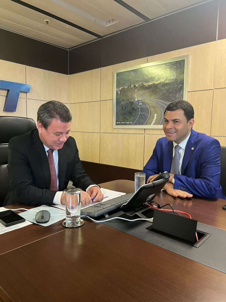 Deputado Saullo Vianna articula ação emergencial para resolver interdição parcial do porto de Boa Vista do Ramos 1 IMG 20240228 WA0025