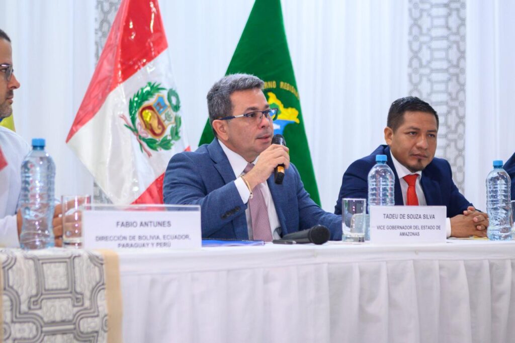 No Peru, Governo do Amazonas articula novas oportunidades de negócios e parcerias estratégicas 1 Tadeu de Souza evenro Brasil Peru 02 Foto Ricardo Machado SGVG 1024x682 1
