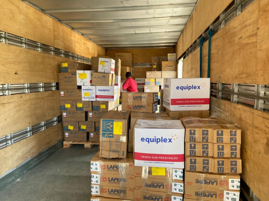 Prevenção à estiagem: Governo do Amazonas envia mais de 15 toneladas de medicamentos a municípios da Calha do Juruá 1 IMG 20240701 WA0003