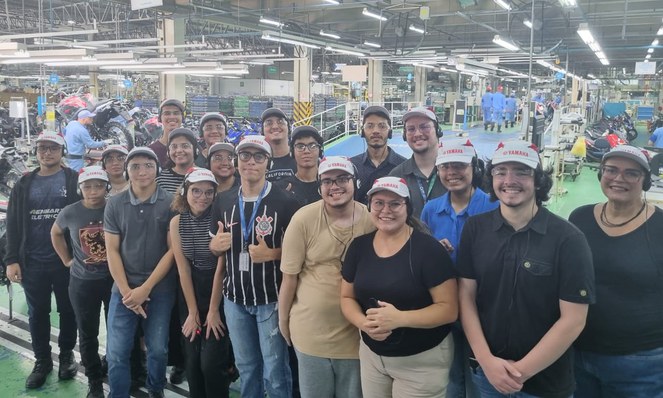 'Zona Franca de Portas Abertas' proporciona visita de estudantes da UEA à Yamaha 2 f3961f3c 1300 4a00 a429 0beeb622c5a4