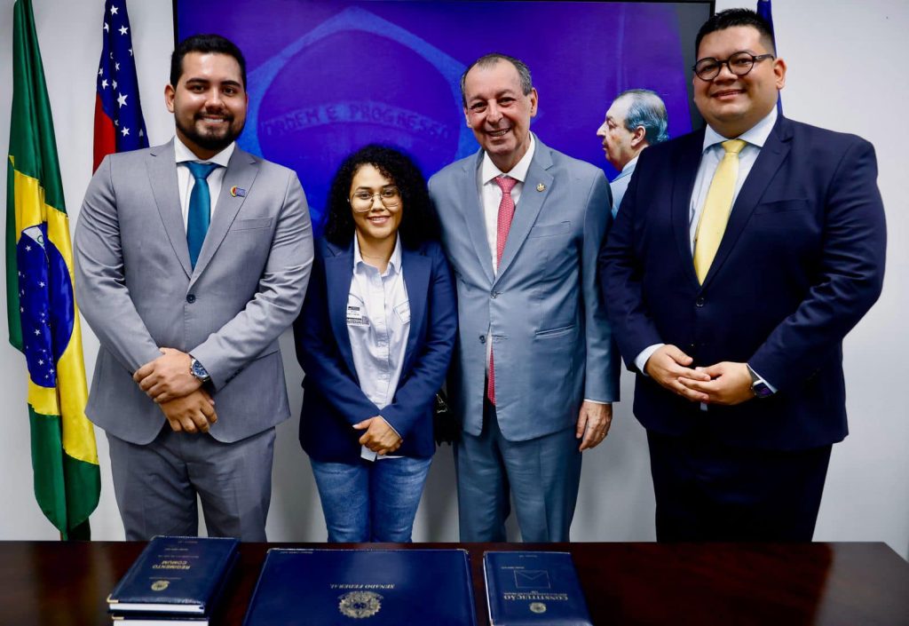 Em Brasilia prefeito Jarlem CB conquista apoio para saude educacao e infraestrutura de BVR 1