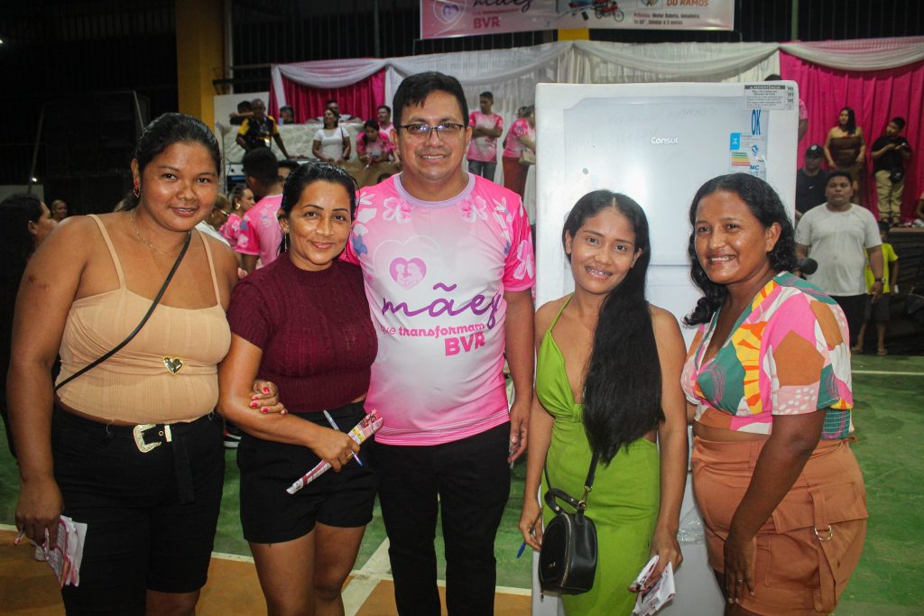 Festa memorável para as mães promovida pela gestão Jarlem CB e Marcos Verçosa teve mais de 400 prêmios 2 Festa memoravel para as maes e promovido pela nova gestao do prefeito Jarlem CB e Marcos em Boa Vista do Ramos