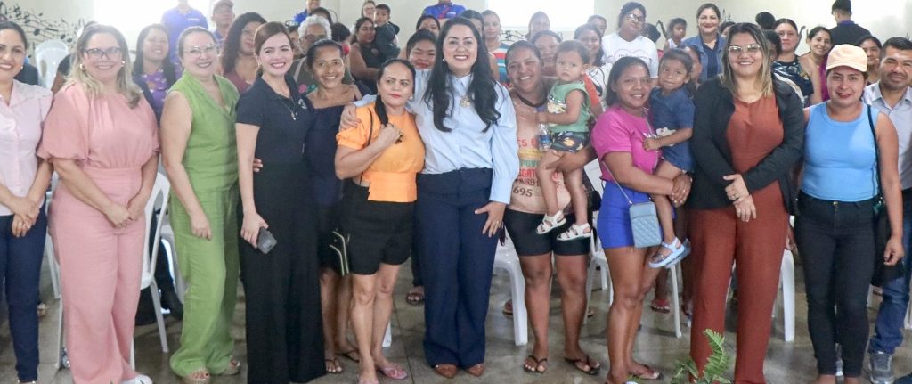 Prefeita Macelly Veras garante 50 novas moradias para mulheres em situação de vulnerabilidade em Maués 2 Prefeita Macelly Veras garante 50 novas moradias para mulheres em situacao de vulnerabilidade 1