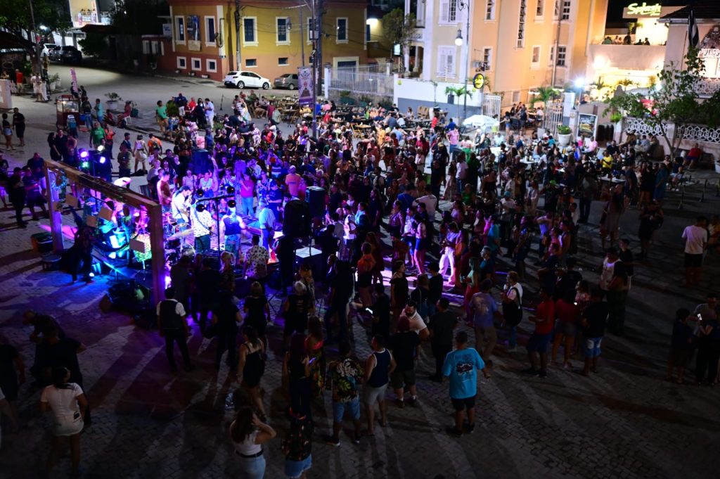 Caravana Beiradão invade o Largo São Sebastião com música de qualidade e muito humor 1 IMG 20250617 WA0401