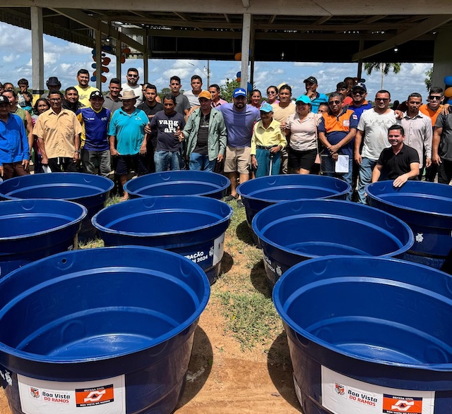 Prefeito Jarlem CB entrega mais de 100 caixas d’água no interior e reforça compromisso com comunidades rurais de Boa Vista do Ramos 1 Prefeito Jarlem CB entrega mais de 100 caixas de agua no interior e compromisso com comunidades rurais de Boa Vista do Ramos