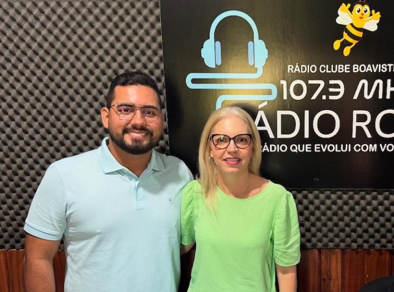 A informação foi dada em entrevista na Rádio CRB, conduzida pelo comunicador e secretário Vicente Maciel, com a presença do prefeito Jarlem CB (PSD) e da secretária de Saúde, Lysandra Farias