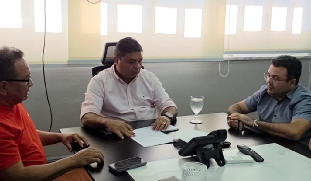 Festival dos Touros Preto e Branco de Barreirinha terá lançamento inédito dia 9 de agosto em Manaus 2 Festival dos Touros Preto e Branco de Barreirinha tera lancamento inedito dia 9 de agosto em Manaus