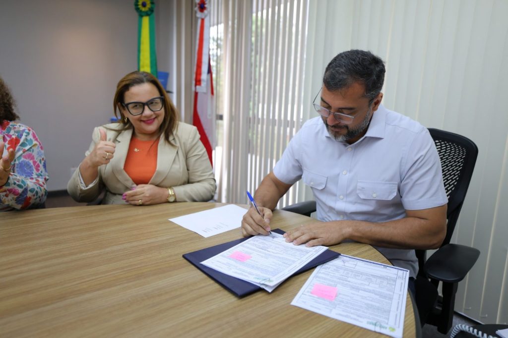 Governador Wilson Lima destaca apoio aos estudantes da rede estadual que vão competir em Olimpíada de Matemática no Japão 1 Governador Wilson Lima destaca apoio aos estudantes da rede estadual que vao competir em Olimpiada de Matematica no Japao 3 foto Diego Peres Secom 1536x1023 1
