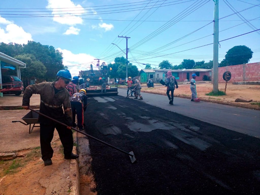 Seinfra avança com a pavimentação do sistema viário de Urucurituba 1 IMG 20250722 WA0127