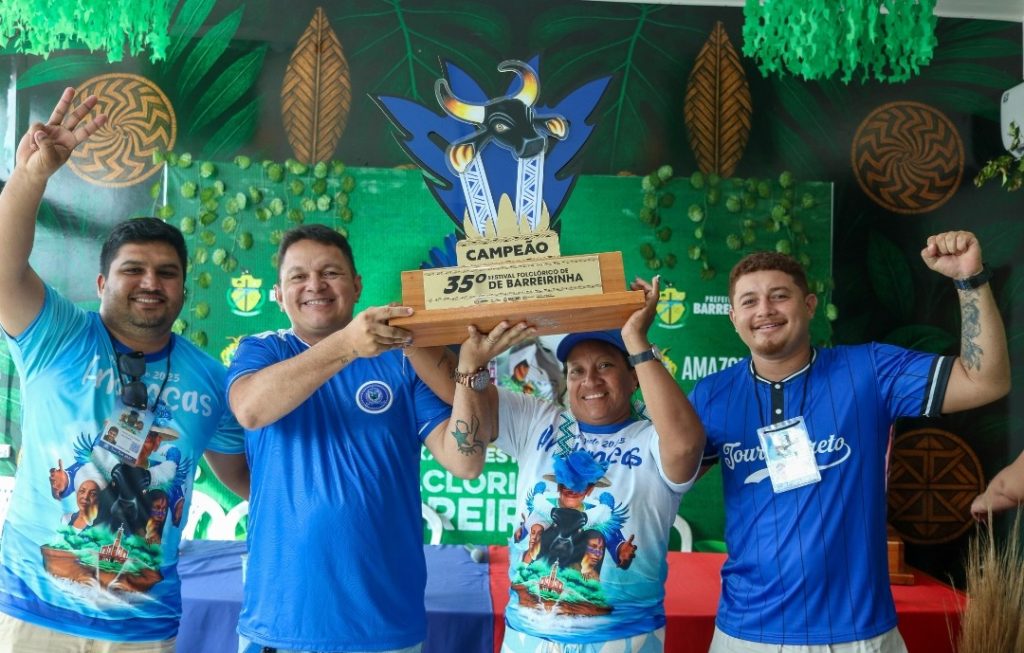 Touro Preto é tricampeão do XXXV Festival de Barreirinha 2 Screenshot 2025 08 31 17 52 03 694 com.whatsapp2