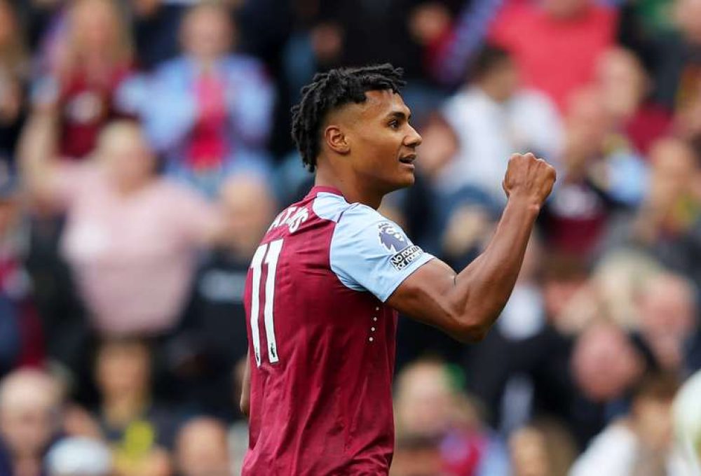 Watkins celebra o um de seus três gols pelo Aston Villa –
Foto: James Gill/Getty Images / Jogada10