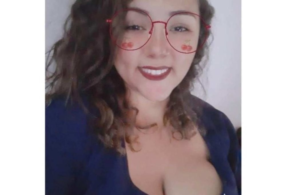 Kesya Moura Colodeto, apelidada como Boneca e presa nesta manhã, por aplicar o golpe do pix. - (crédito: Redes Sociais/Reprodução)