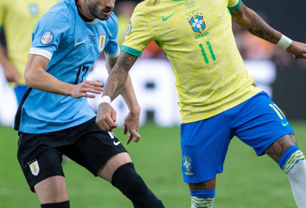 Raphinha durante a partida entre Brasil e Uruguai pela Copa América
Créditos: Reprodução X Conmebol