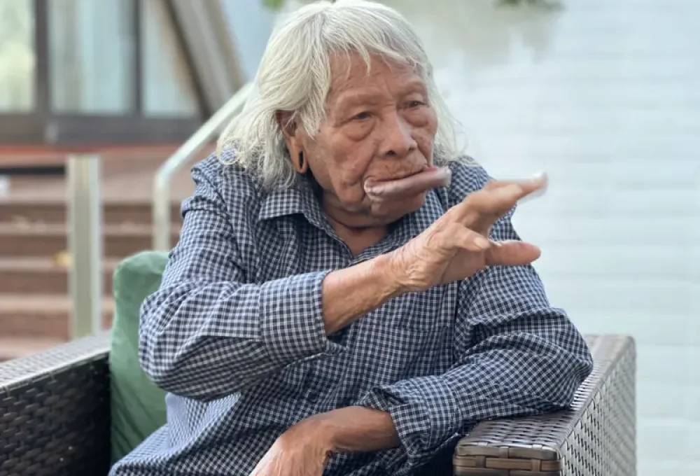 O cacique Raoni Metuktire diz esperar que 'brancos' se unam a indígenas em luta contra mudanças climáticas após enchentes no Rio Grande do Sul