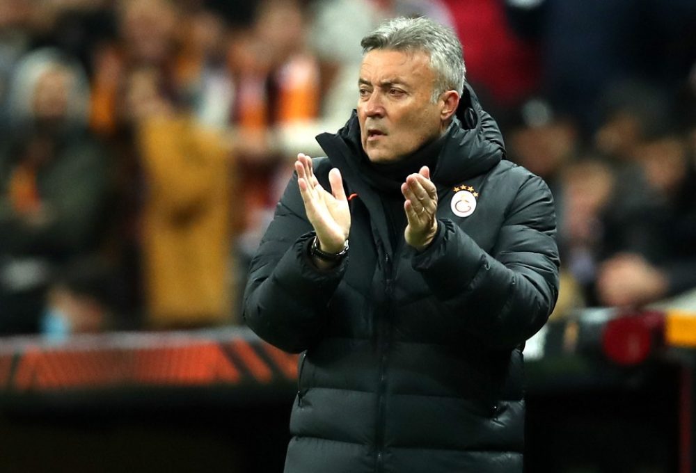 Domènec Torrent comandou o Galatasaray em 2023 — Foto: Tolga Bozoglu/EFE