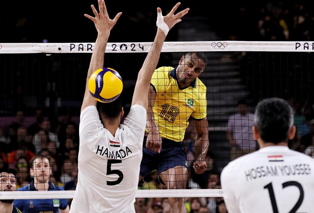 Brasil vence Egito no vôlei masculino em Paris. Foto: Miriam Jeske/COB