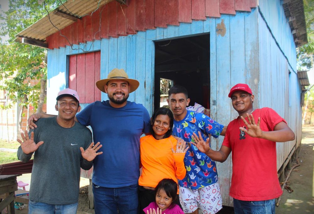 Jarlem se compromete a desenvolver e apoiar programas que promovam a participação de pessoas com deficiência em atividades esportivas, garantindo que o esporte seja acessível a todos, sem exceções