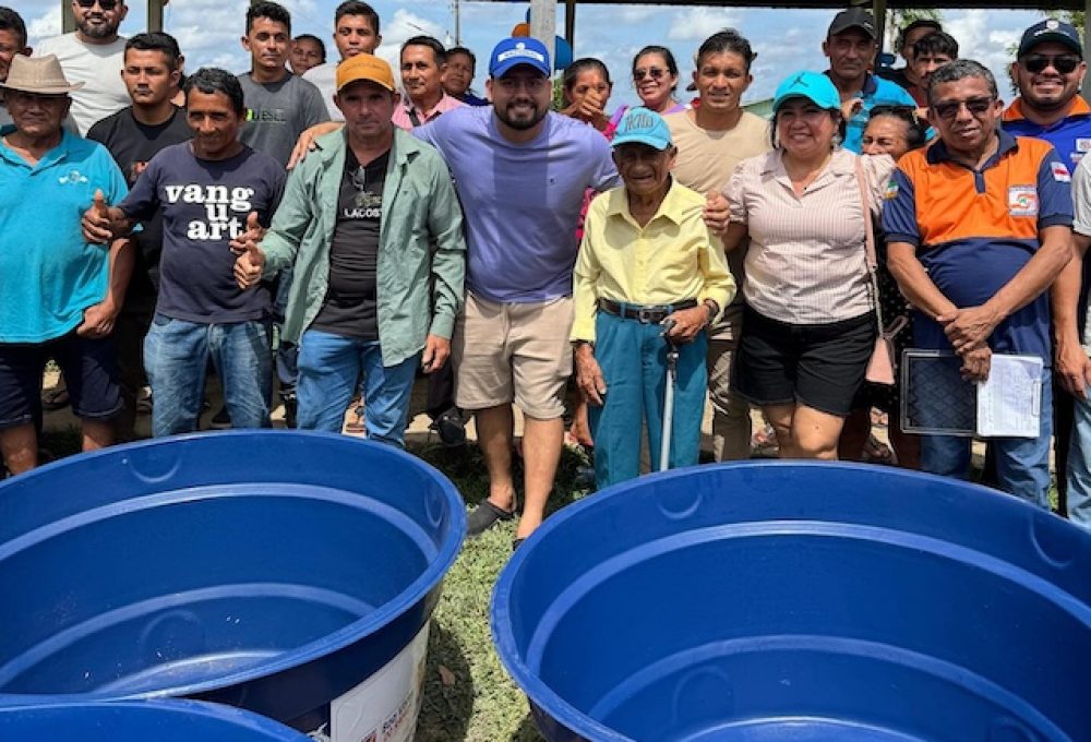 Prefeito Jarlem na na comunidade Bom Jesus da Boca da Estrada