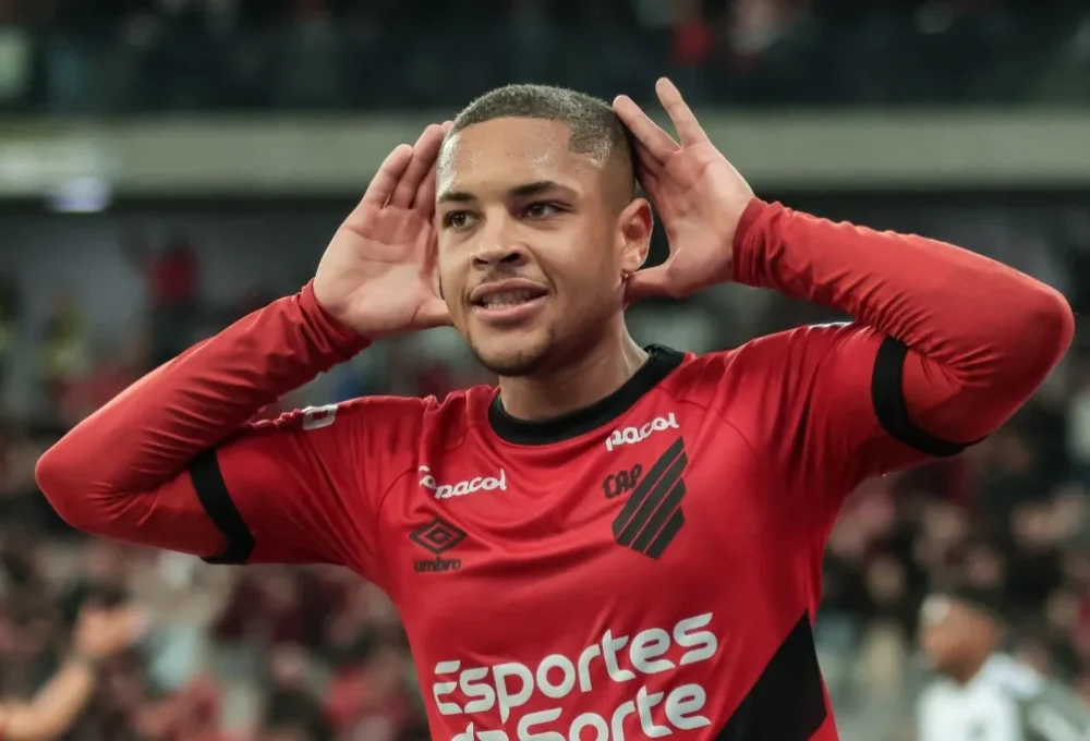 Vitor Roque