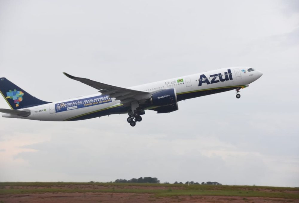 Avião da Azul — Foto: Ministério da Saúde/Divulgação