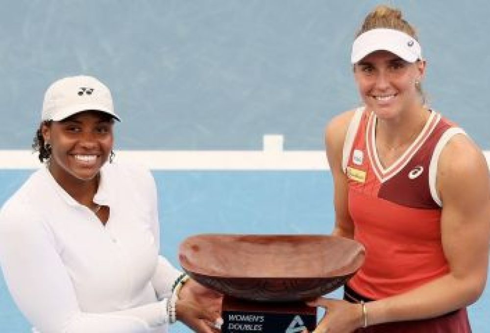 Bia Haddad e Taylor Townsend venceram Caroline Garcia e Kristina Mladenovic na decisão do WTA 500 de Adelaide, na Austrália
Divulgação / Adelaide International
