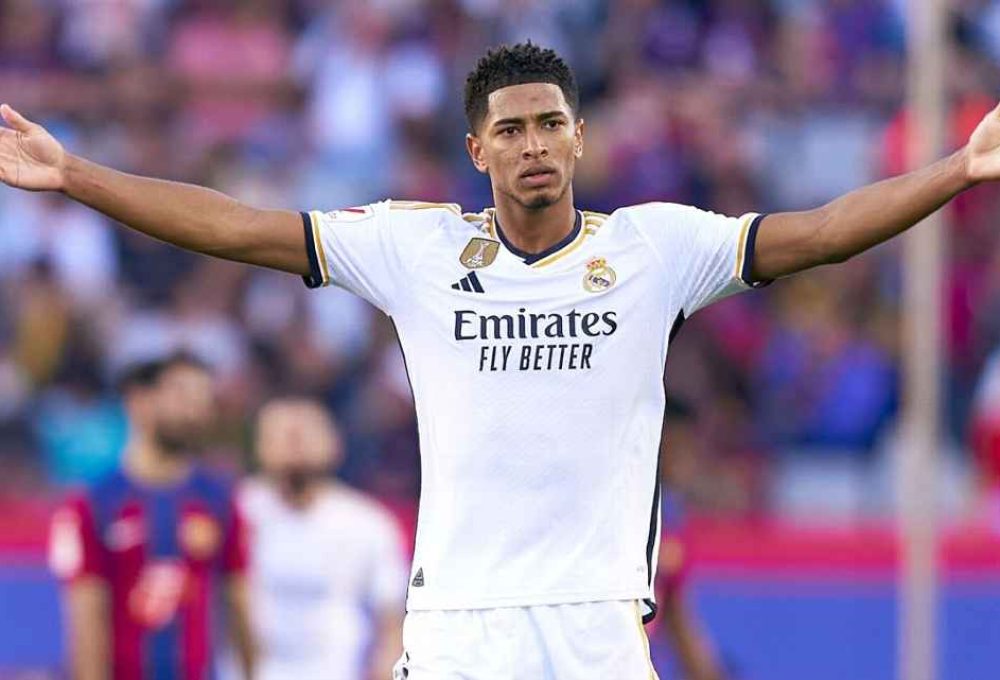 Jude Bellingham comemorando gol do Real Madrid sobre o Barcelona em LALIGA Pedro Salado/Quality Sport Images/Getty Images