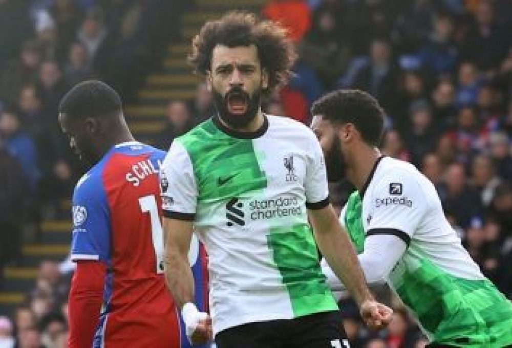 Salah chegou a 200 gols pelo Liverpool na vitória sobre o Crystal Palace — Foto: Liverpool/Twitter