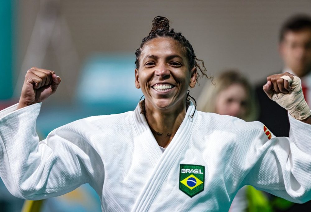 Rafaela Silva festeja ouro no Pan de Santiago — Foto: Foto Wander Roberto/COB @wander_imagem